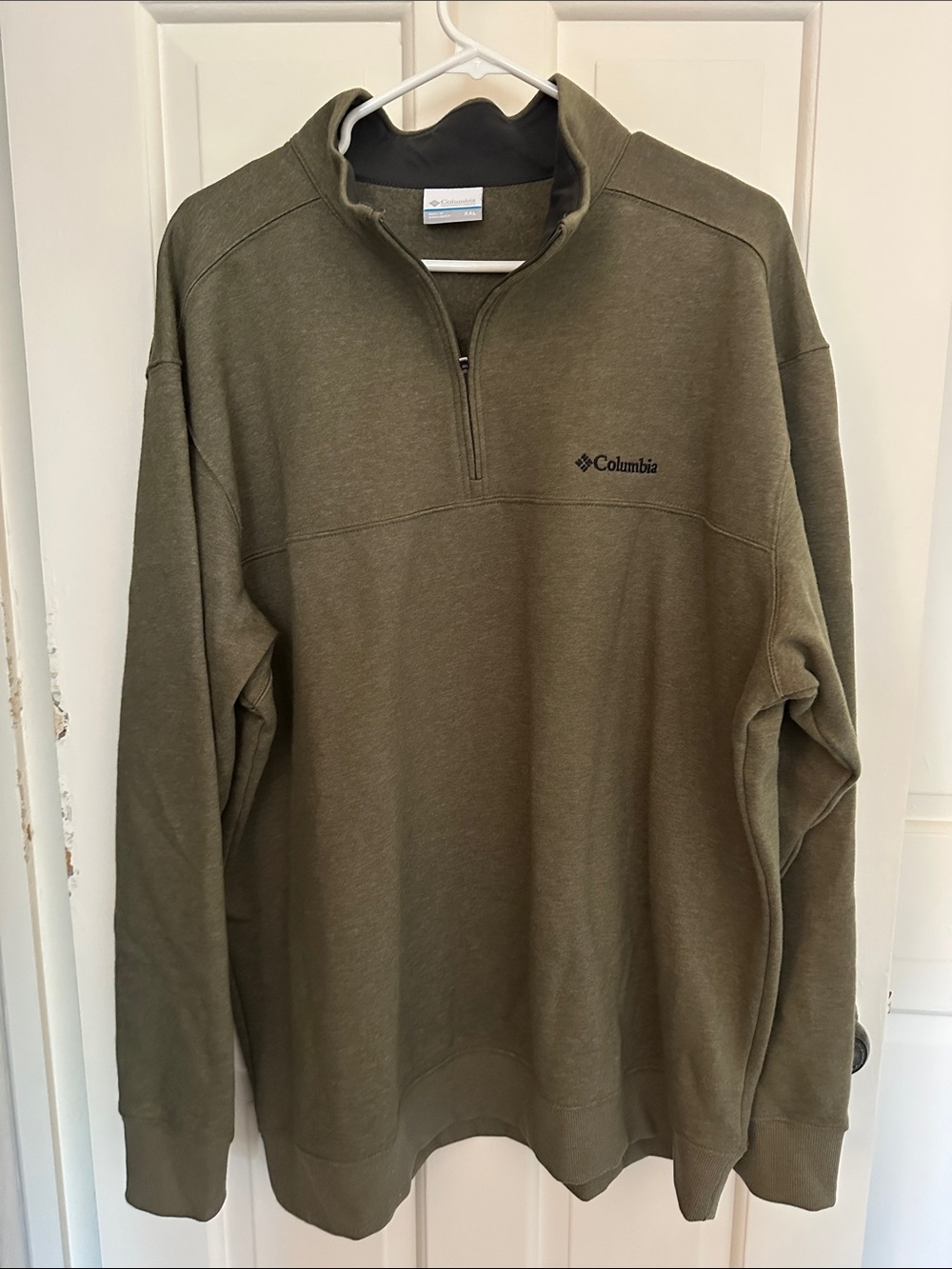Columbia Men's Olive Green Half-Zip Pullover Sweater